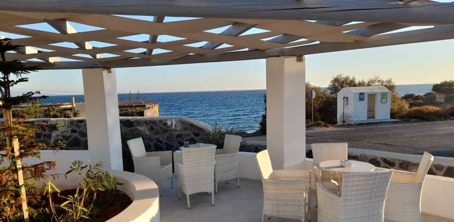 Sea paradise villas - Hotel in oia santorini- sea view