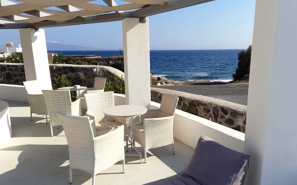 Welcome to our hotel Oia view